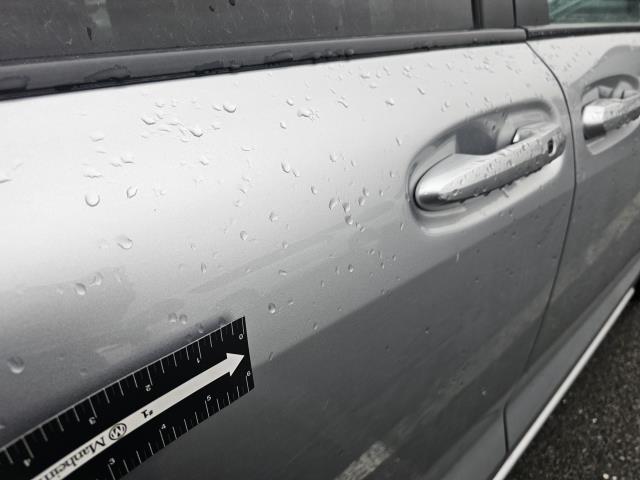 2024 Toyota Sienna LE FWD