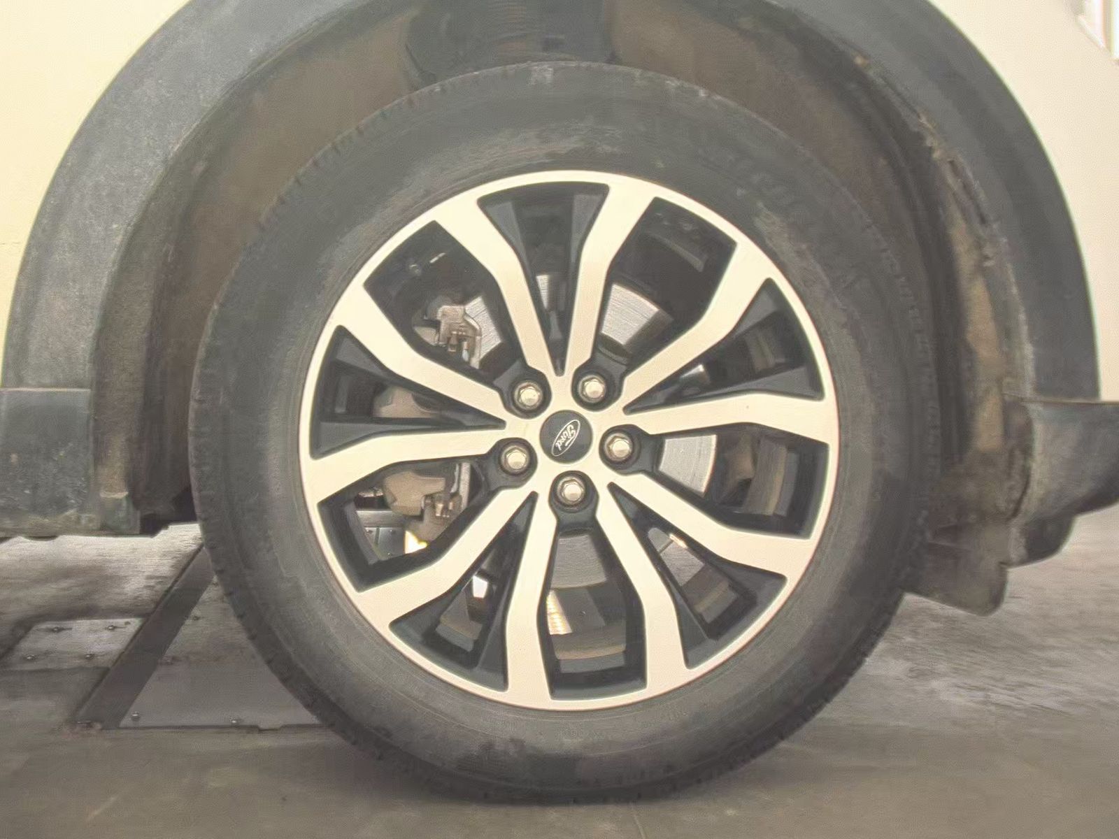 2025 Ford Explorer ST-Line AWD