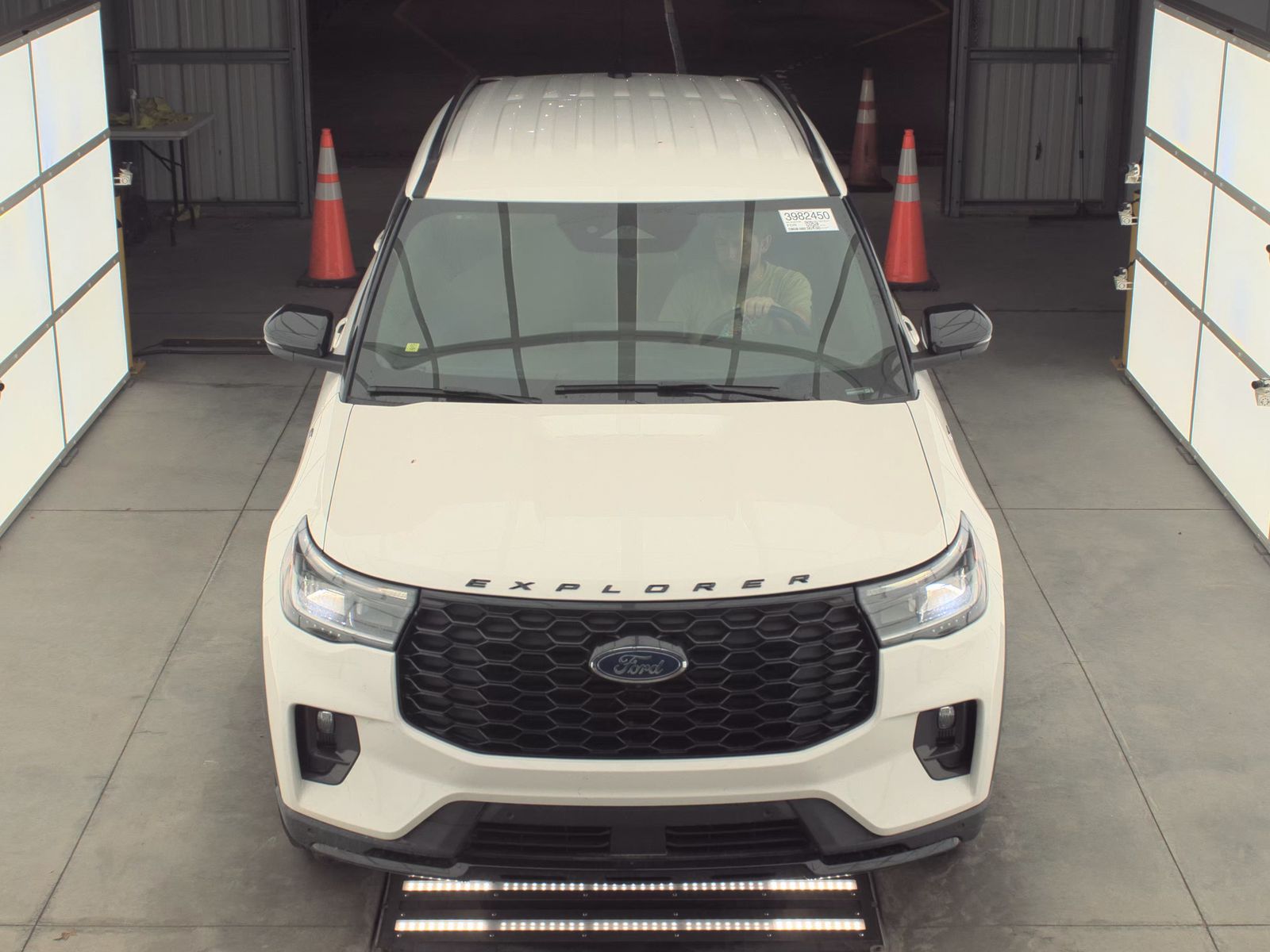 2025 Ford Explorer ST-Line AWD