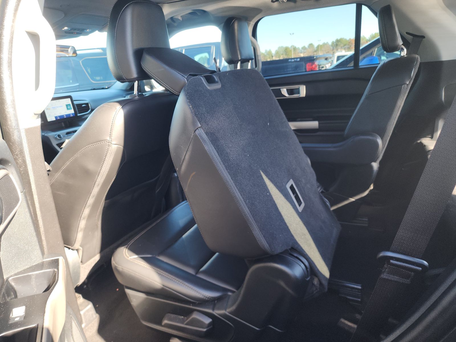 2023 Ford Explorer XLT AWD