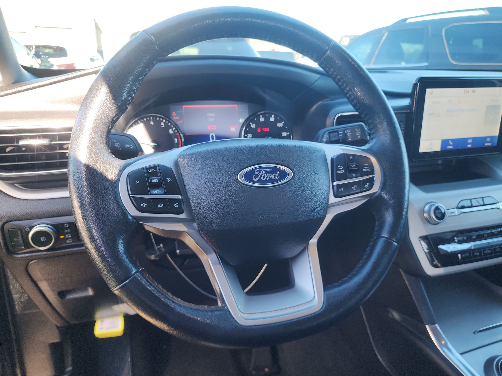 2023 Ford Explorer XLT AWD