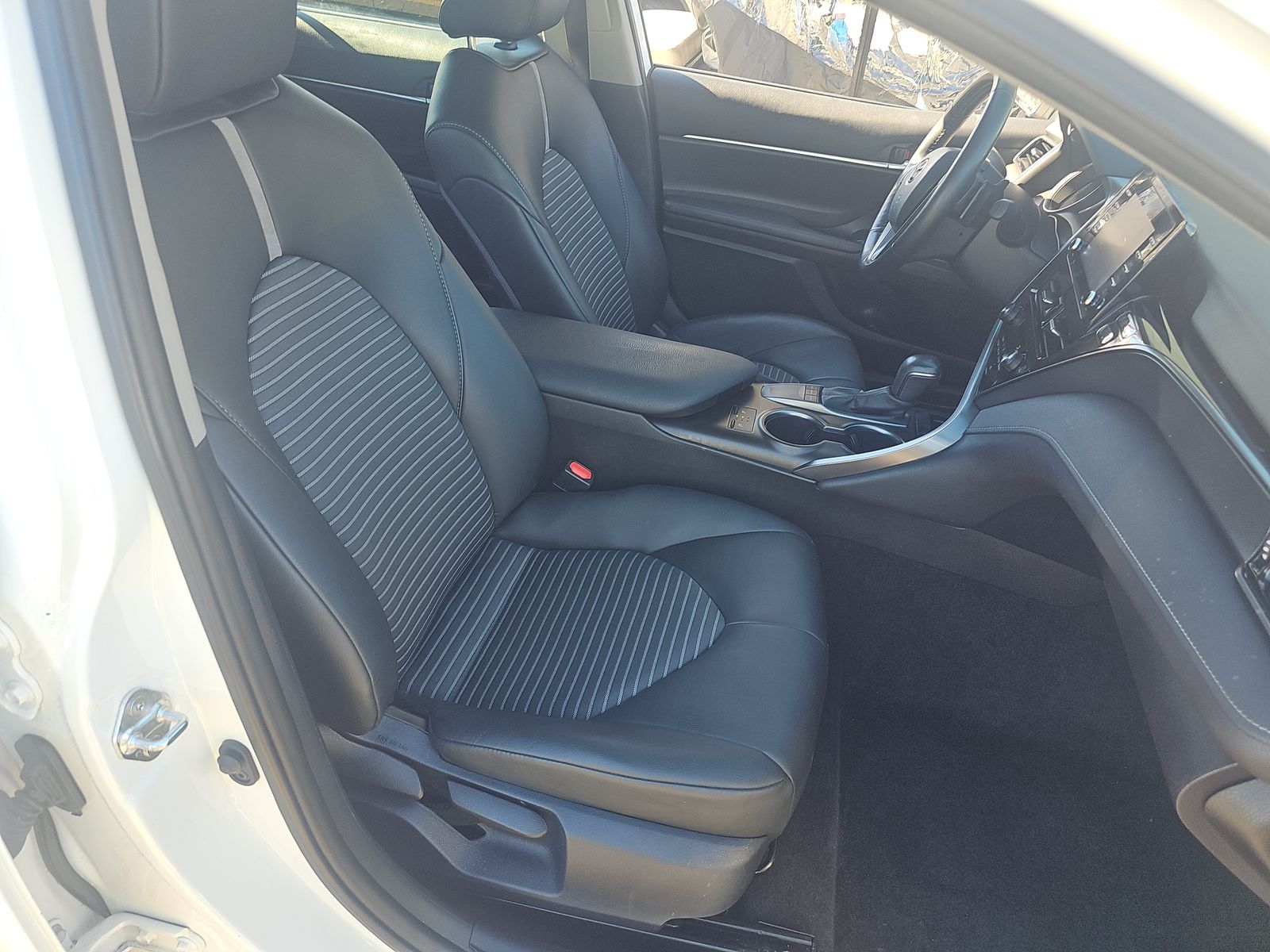 2024 Toyota Camry SE FWD