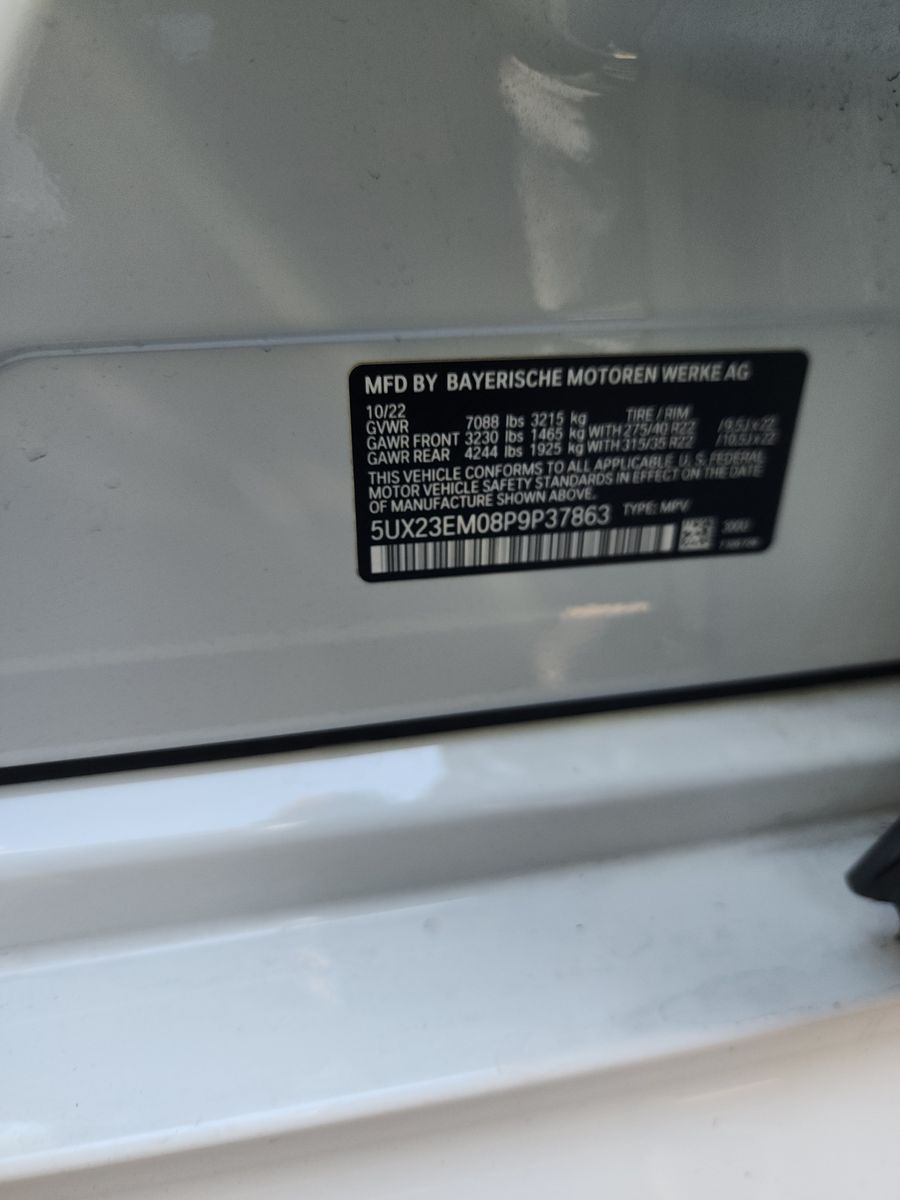 2023 BMW X7 xDrive40i AWD