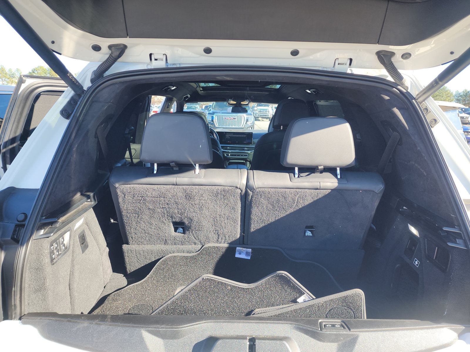 2023 BMW X7 xDrive40i AWD