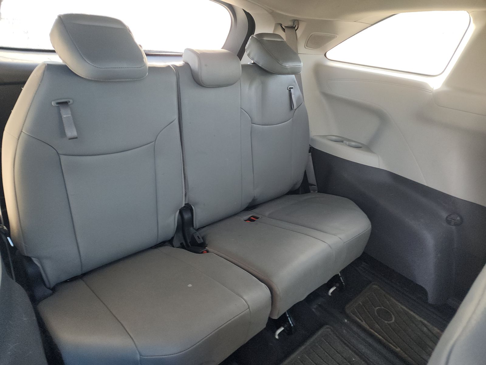 2024 Toyota Sienna XLE AWD