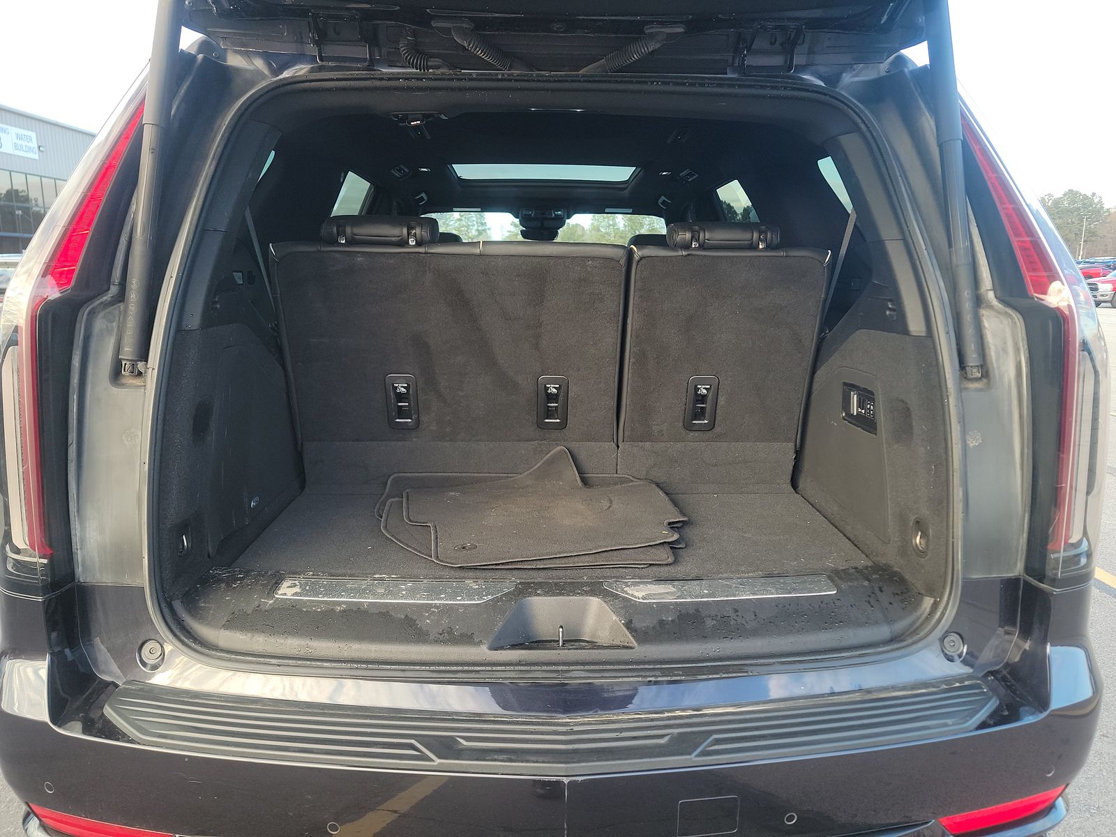 2022 Cadillac Escalade Sport RWD