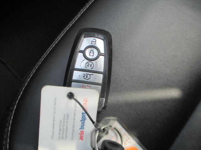 2023 Ford Explorer XLT AWD