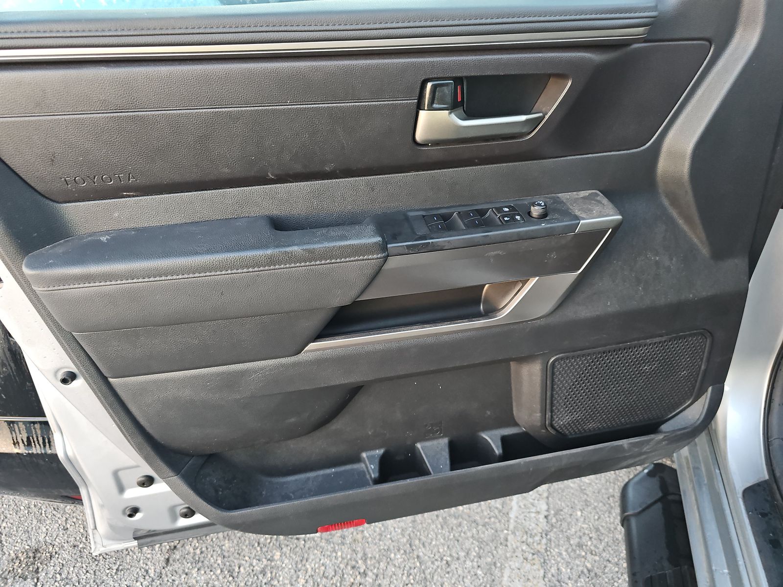 2024 Toyota Tundra SR5 AWD