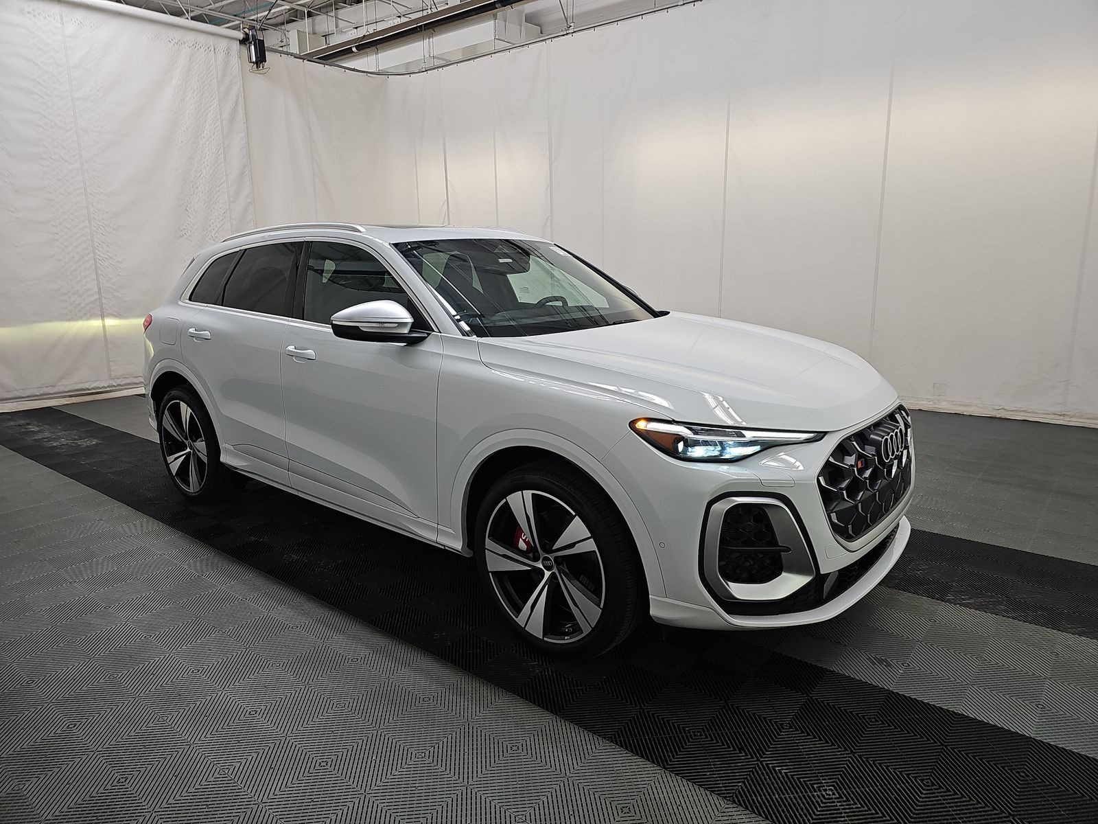 2025 Audi SQ5 Premium Plus AWD