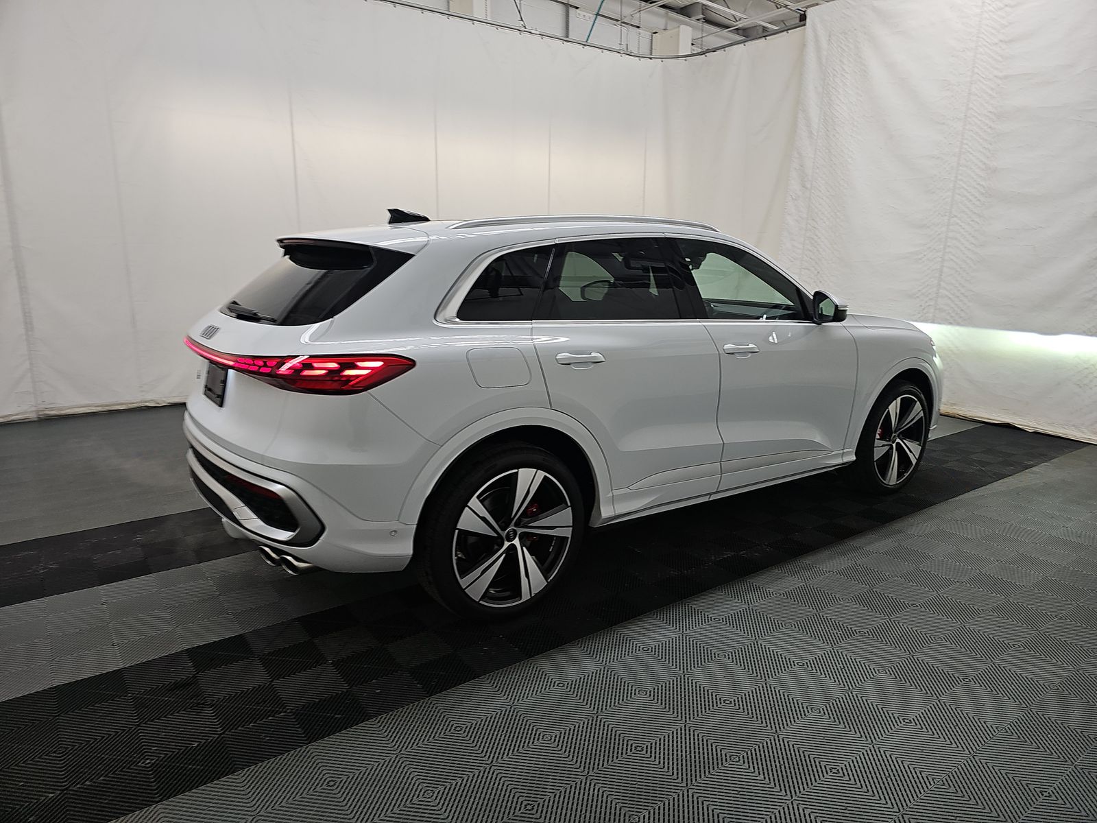 2025 Audi SQ5 Premium Plus AWD