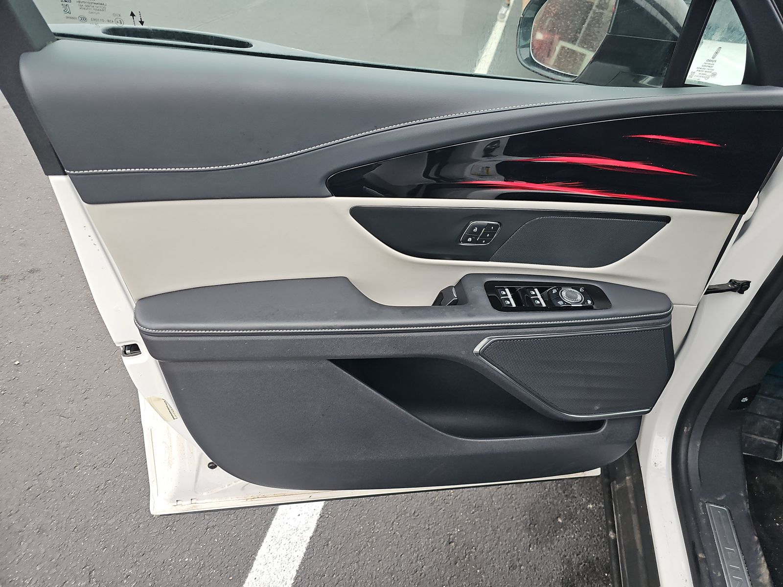 2025 Lincoln Nautilus Premiere AWD