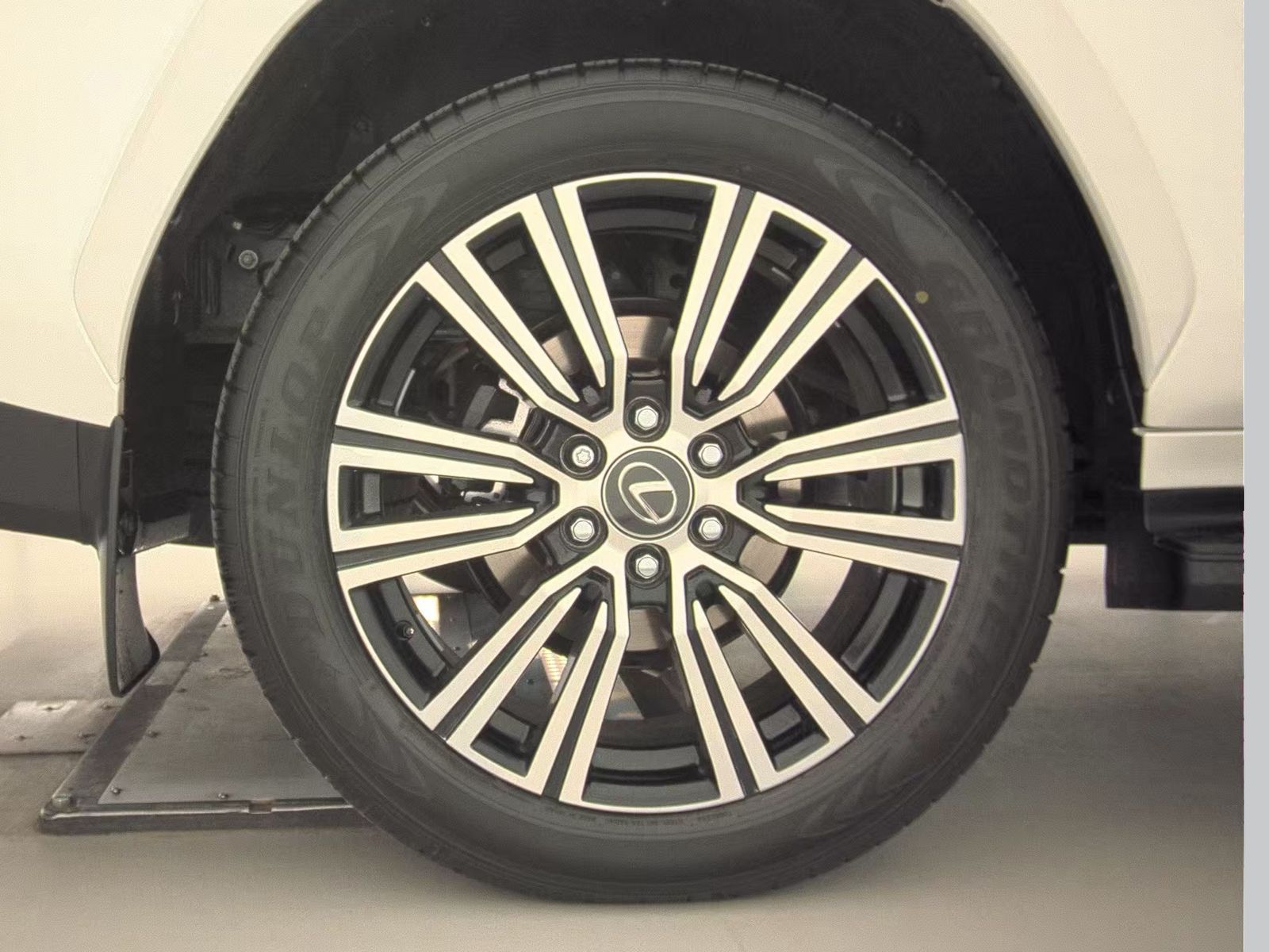 2024 Lexus LX LX 600 Luxury AWD