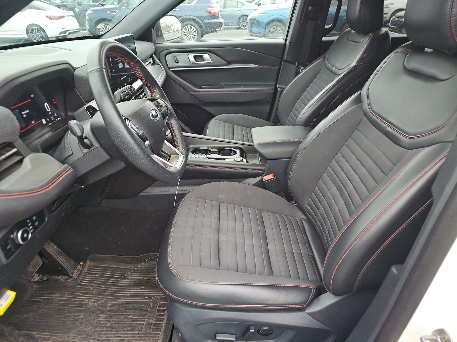 2025 Ford Explorer ST-Line AWD