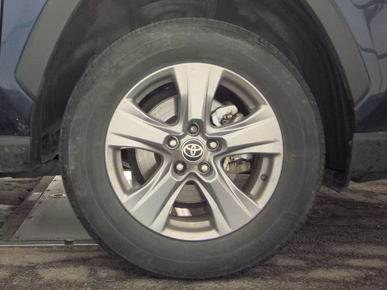 2024 Toyota RAV4 Hybrid XLE AWD