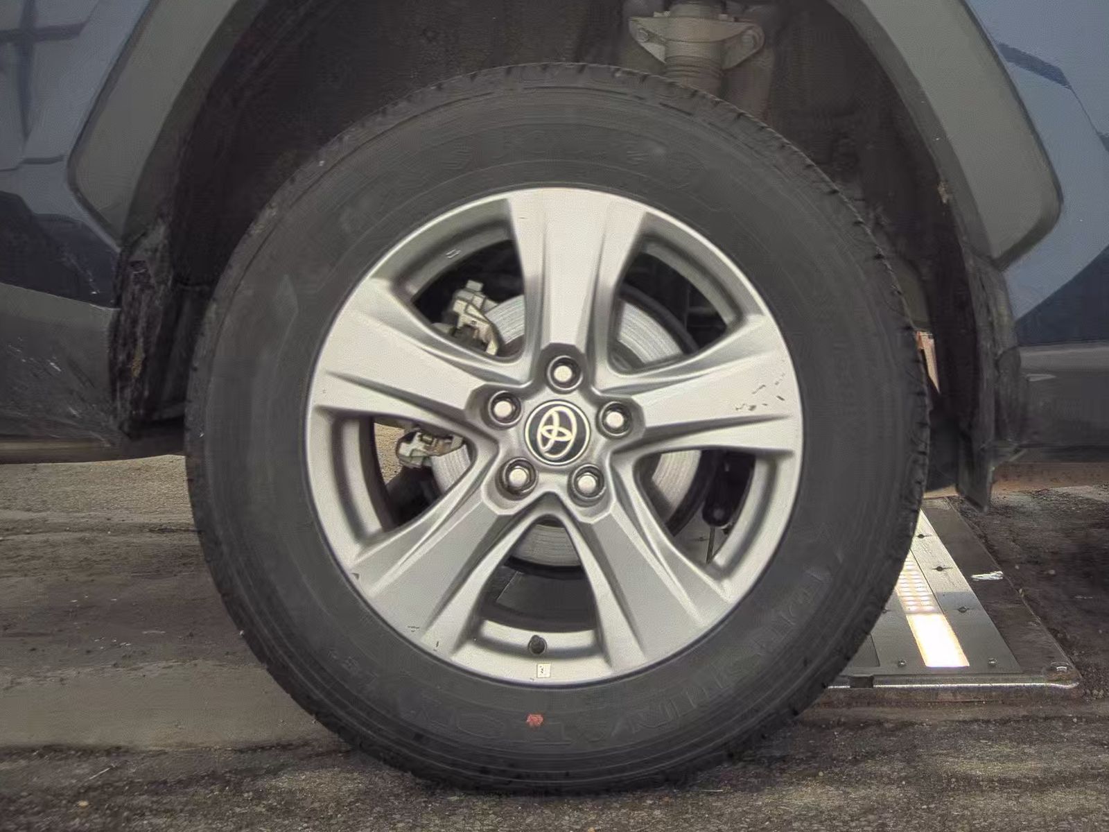 2024 Toyota RAV4 Hybrid XLE AWD