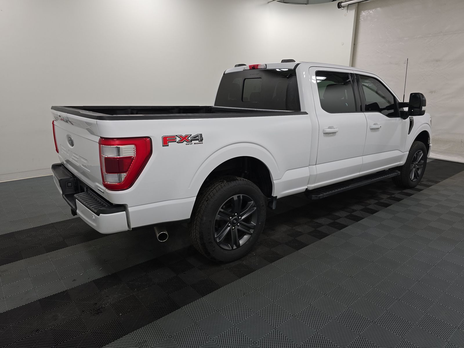 2023 Ford F-150 Lariat AWD