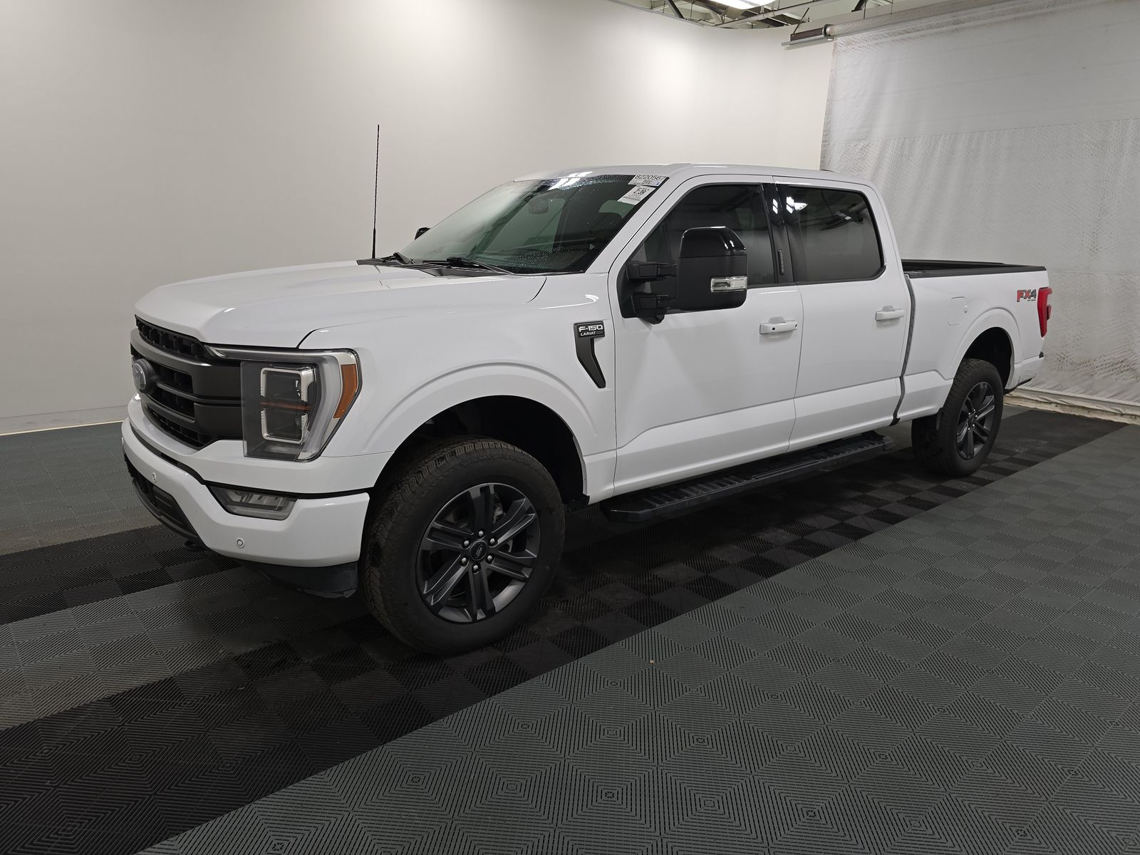 2023 Ford F-150 Lariat AWD