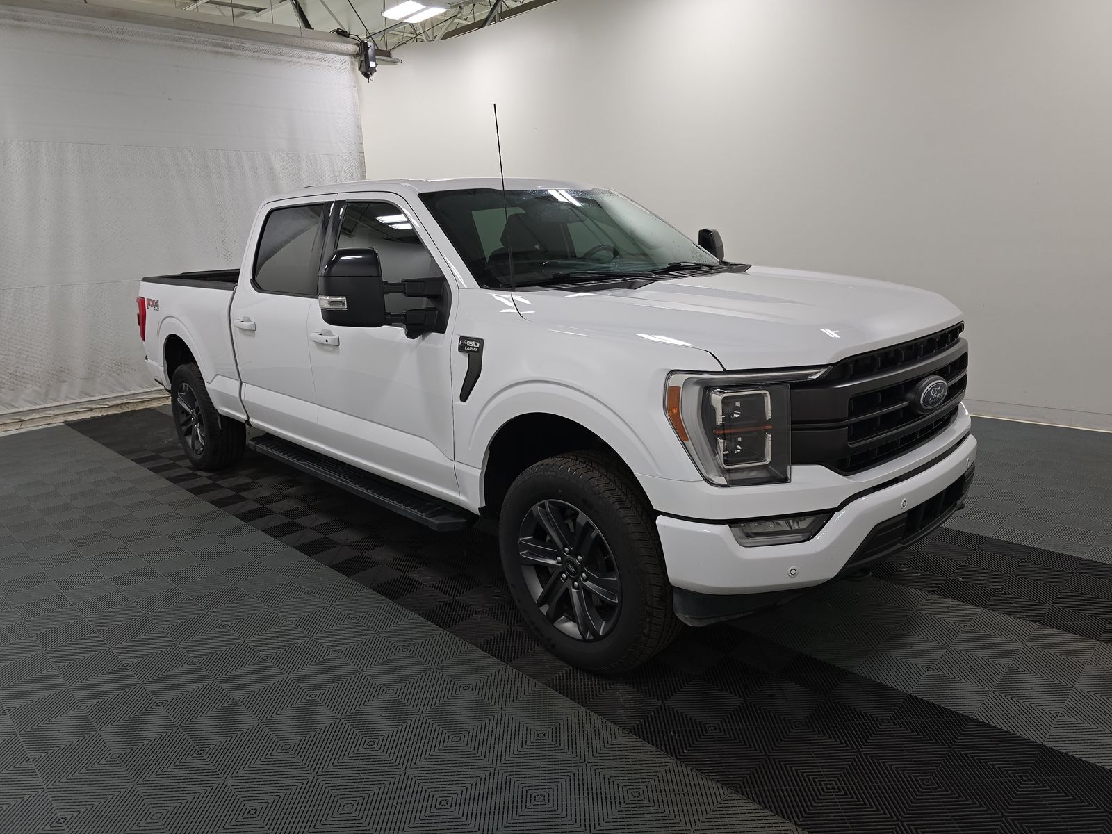 2023 Ford F-150 Lariat AWD
