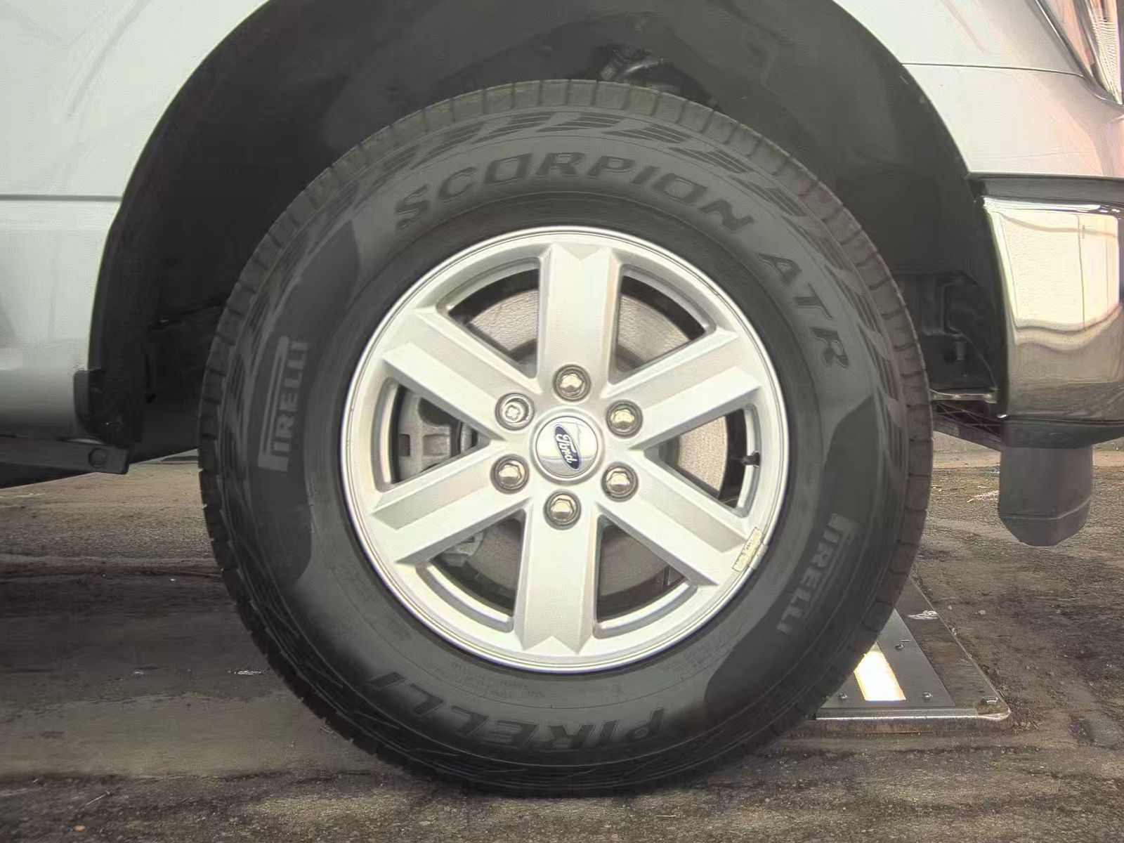 2023 Ford F-150 XLT AWD