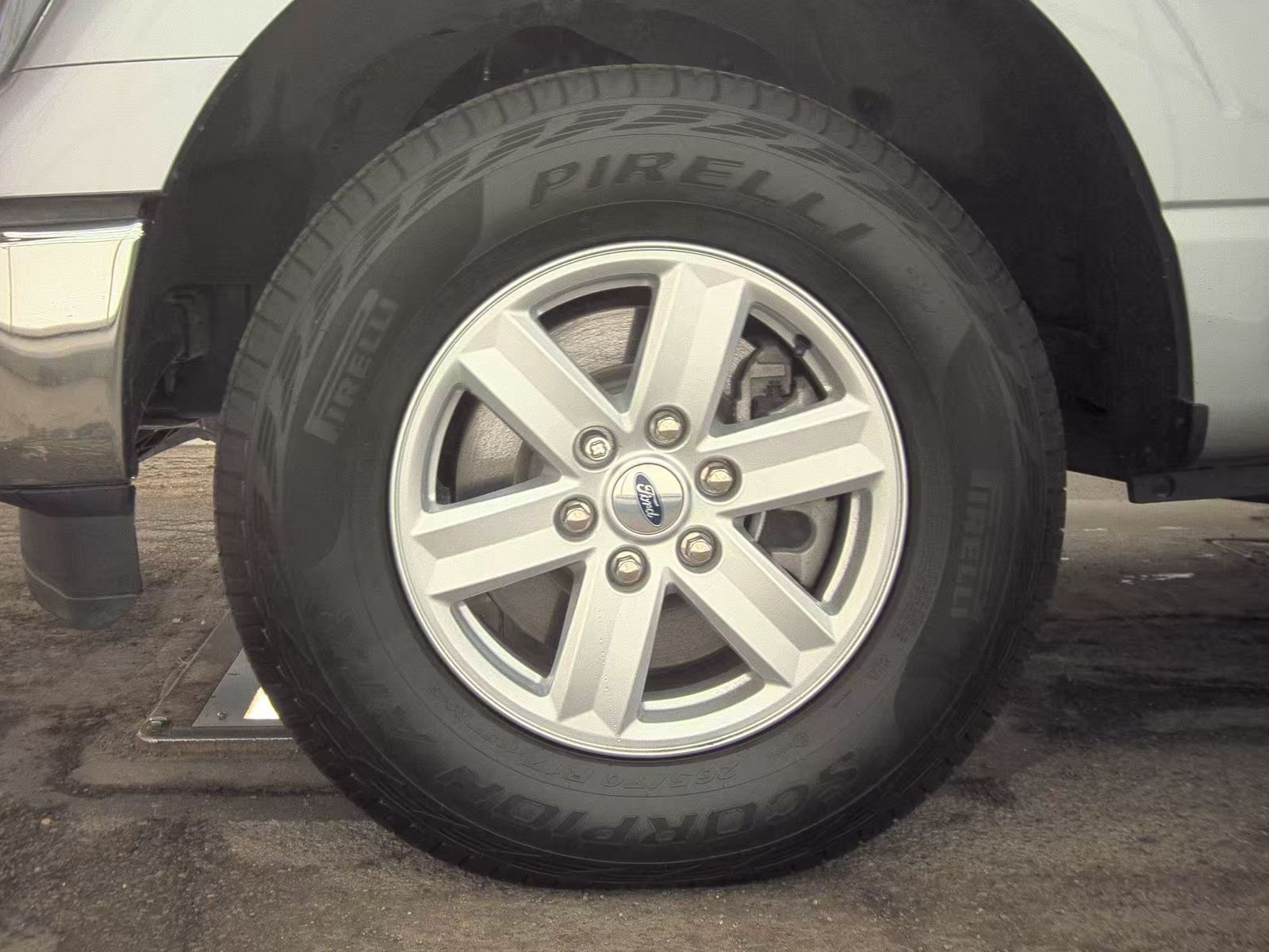 2023 Ford F-150 XLT AWD