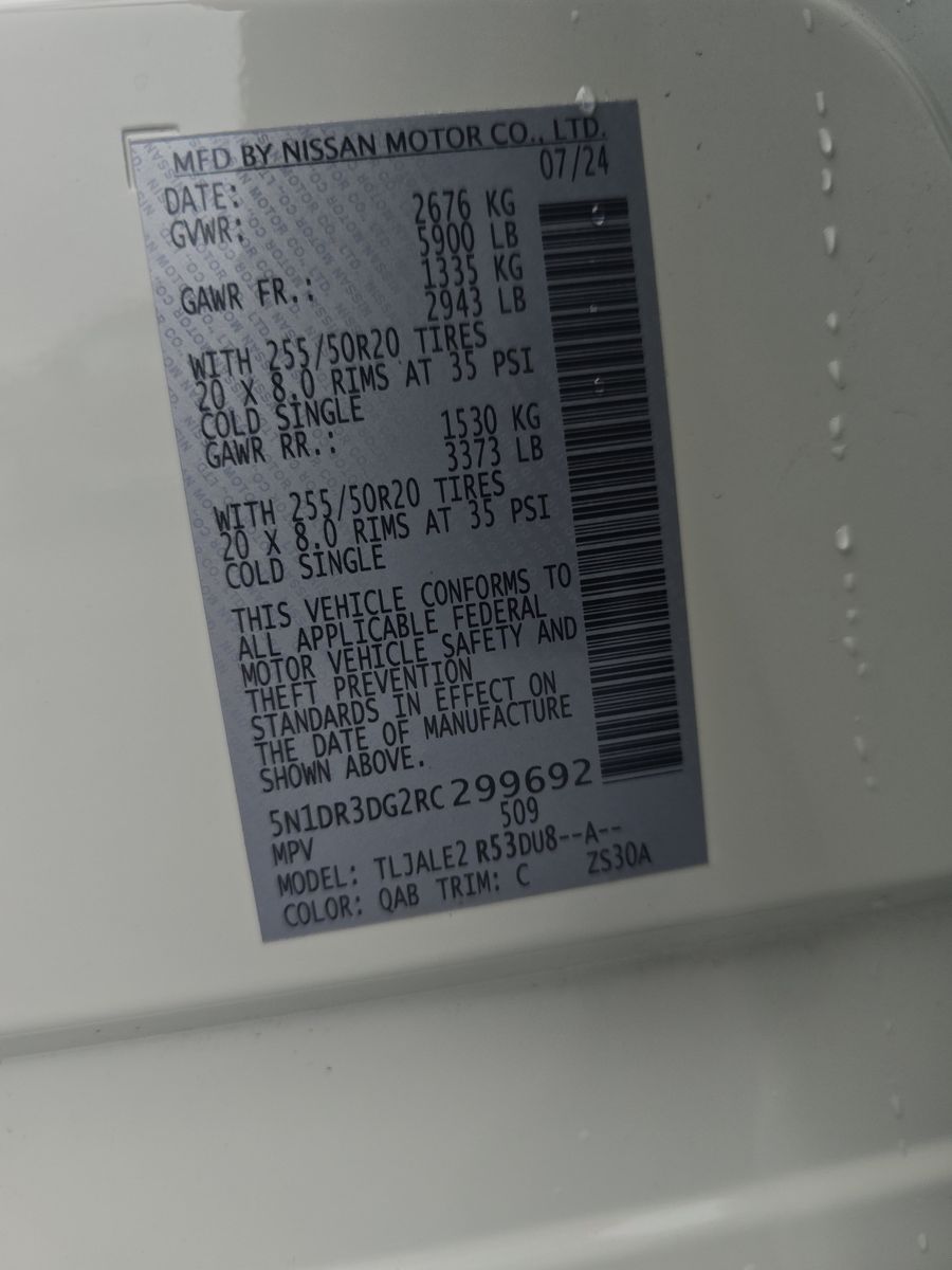 2024 Nissan Pathfinder Platinum FWD