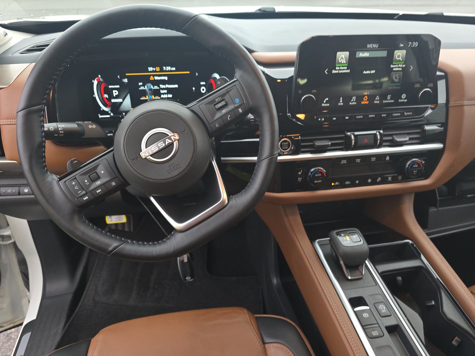 2024 Nissan Pathfinder Platinum FWD