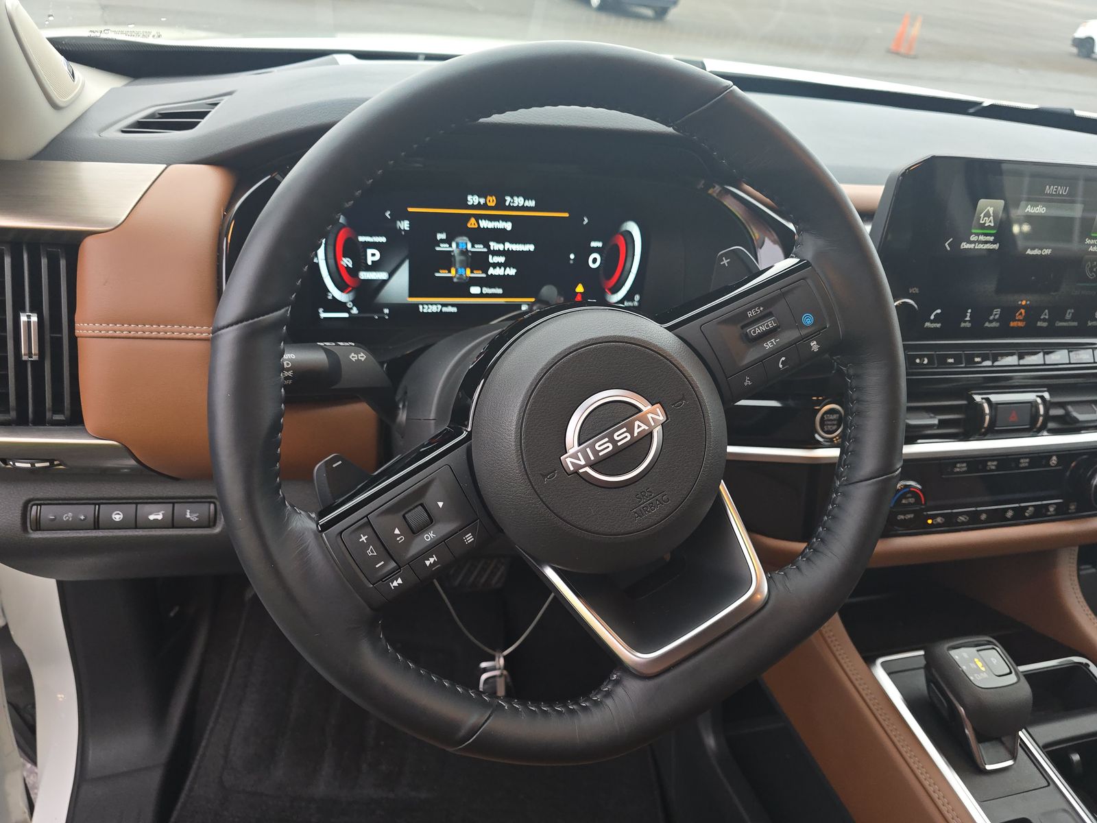 2024 Nissan Pathfinder Platinum FWD