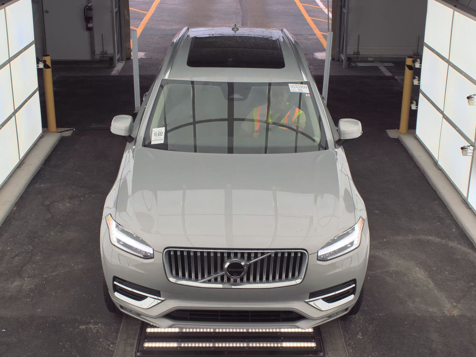 2024 Volvo XC90 B5 Plus AWD
