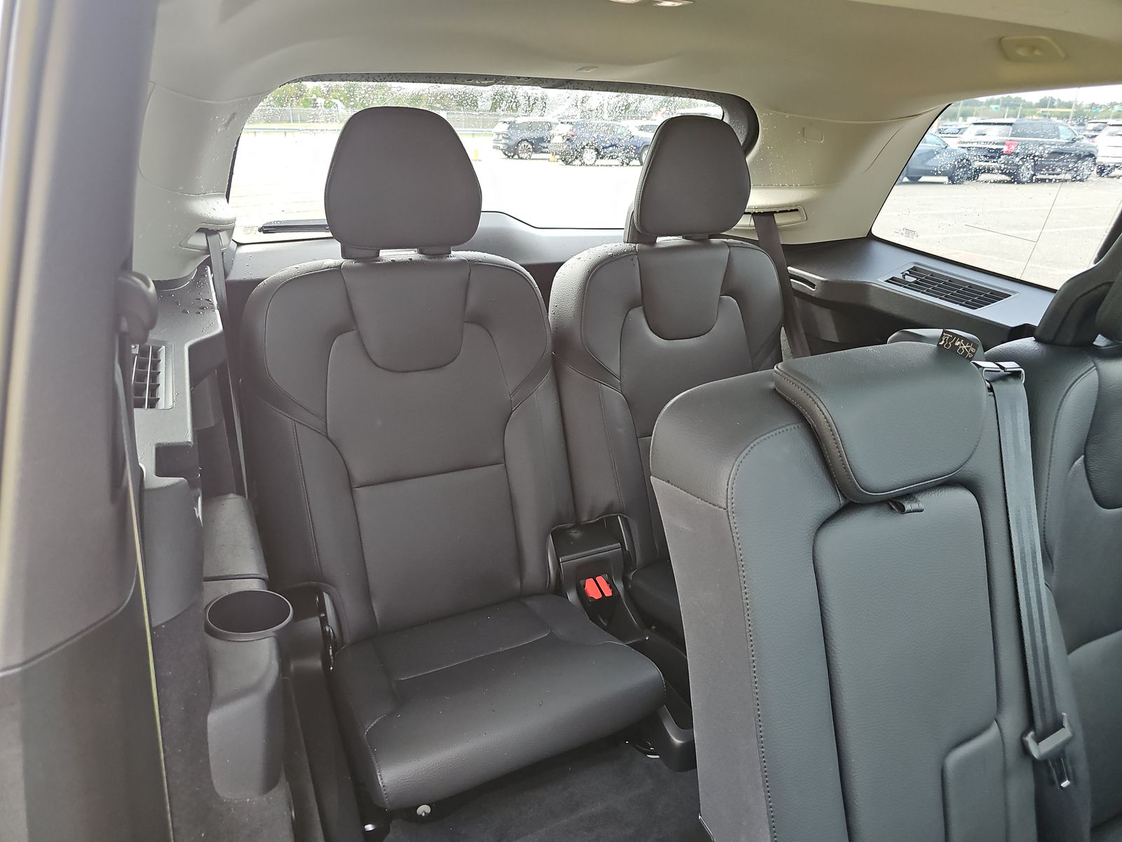 2024 Volvo XC90 B5 Plus AWD