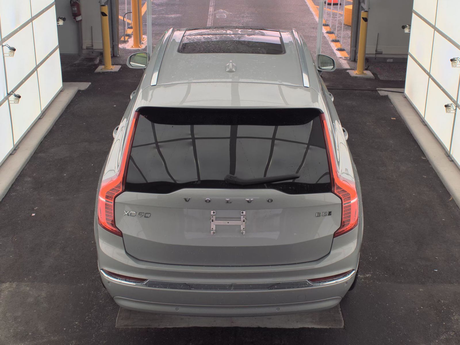 2024 Volvo XC90 B5 Plus AWD