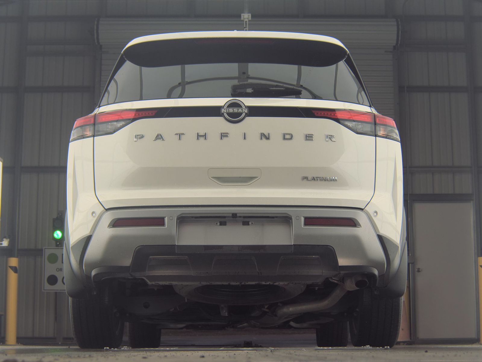 2024 Nissan Pathfinder Platinum FWD