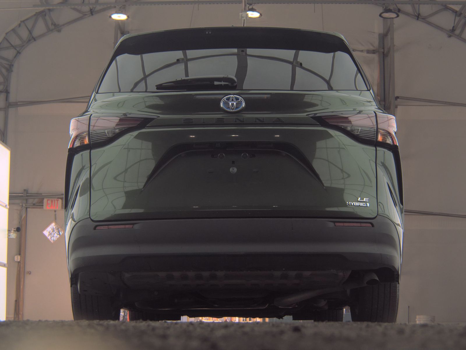 2024 Toyota Sienna LE FWD