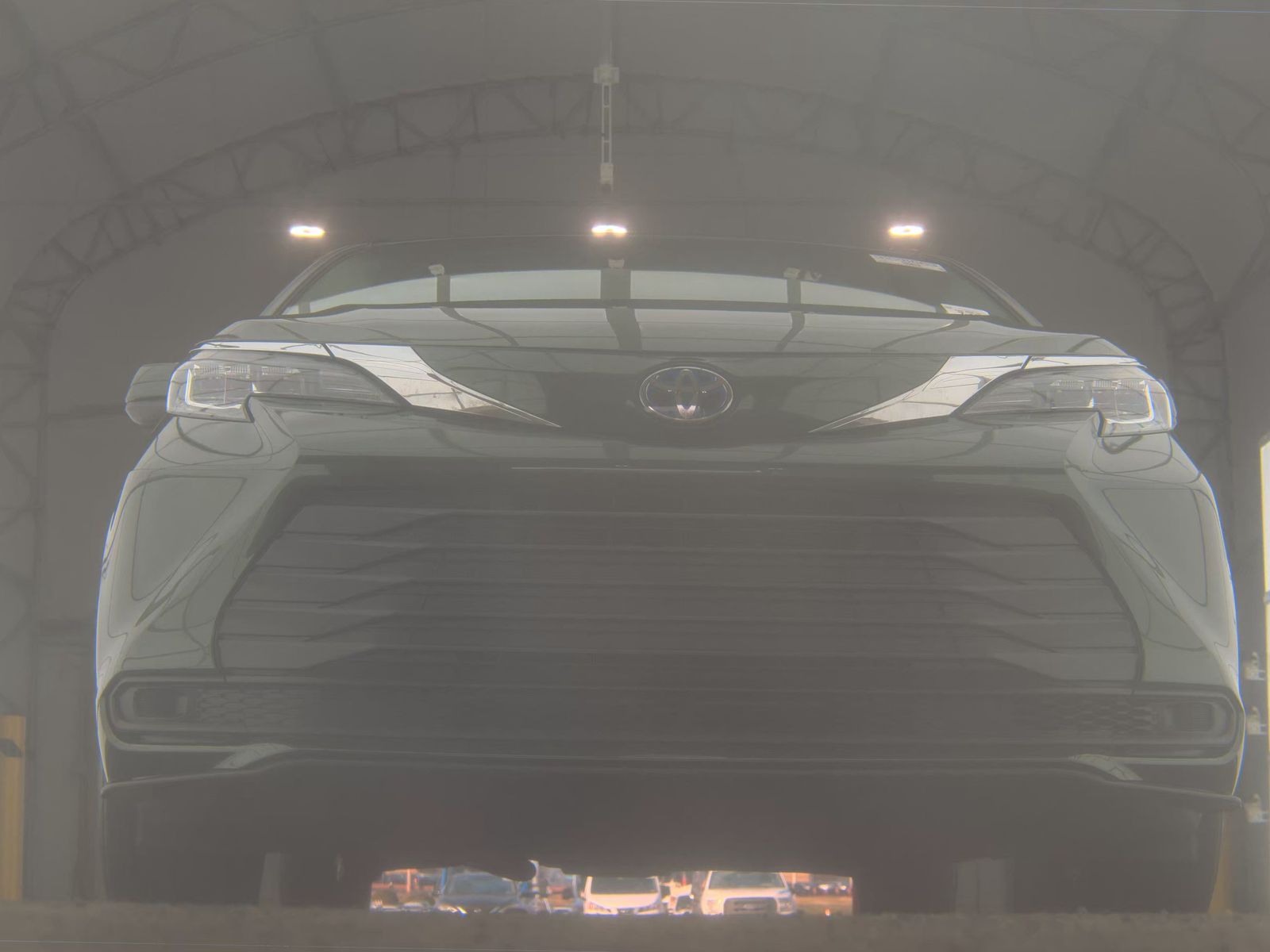 2024 Toyota Sienna LE FWD