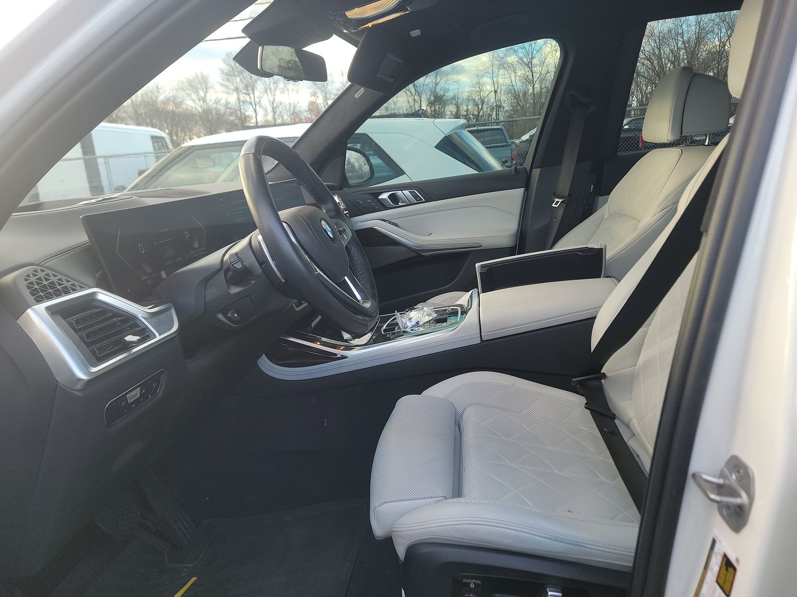 2023 BMW X7 xDrive40i AWD