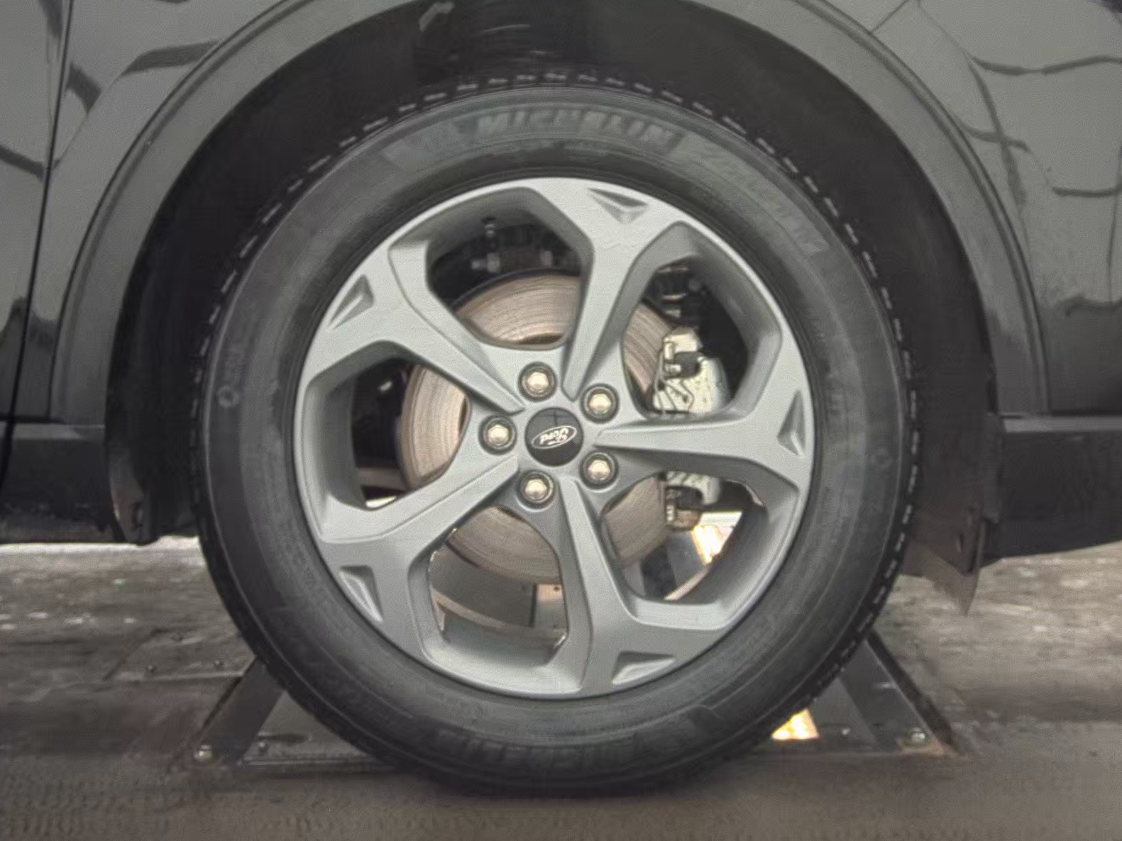 2025 Ford Escape Hybrid ST-Line FWD