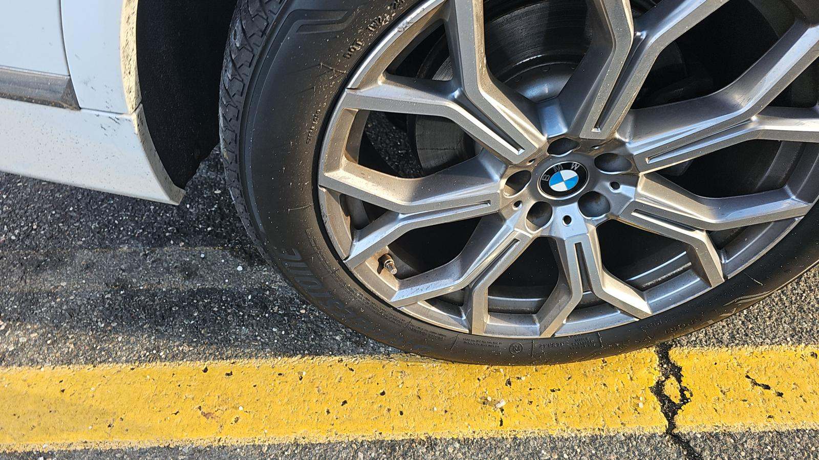 2023 BMW X7 xDrive40i AWD