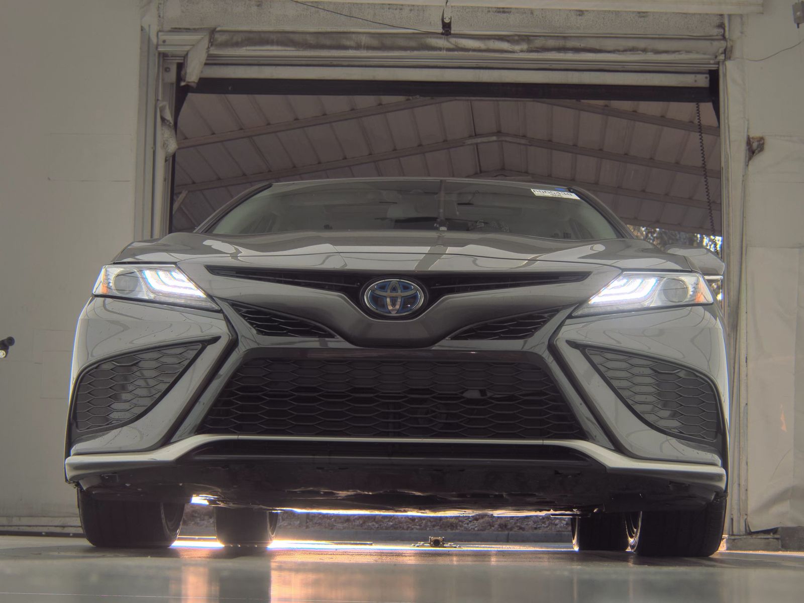 2024 Toyota Camry Hybrid XSE FWD