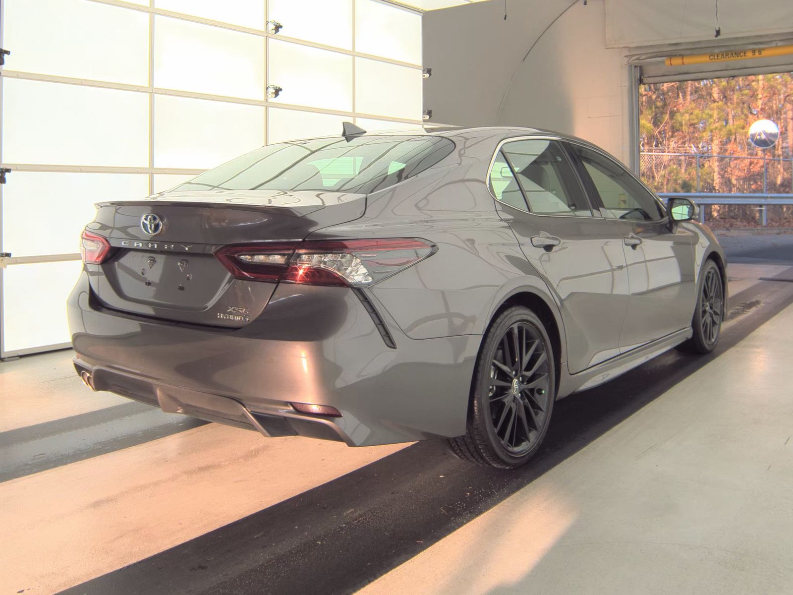 2024 Toyota Camry Hybrid XSE FWD