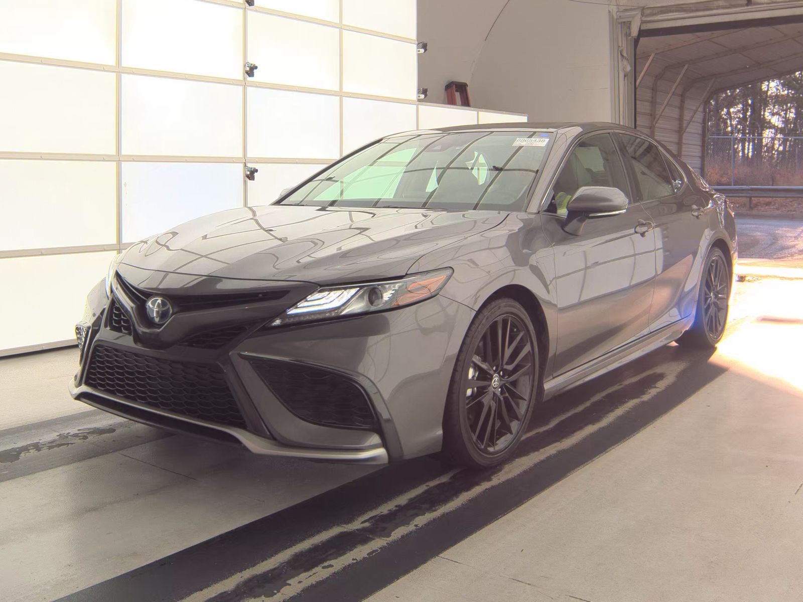 2024 Toyota Camry Hybrid XSE FWD