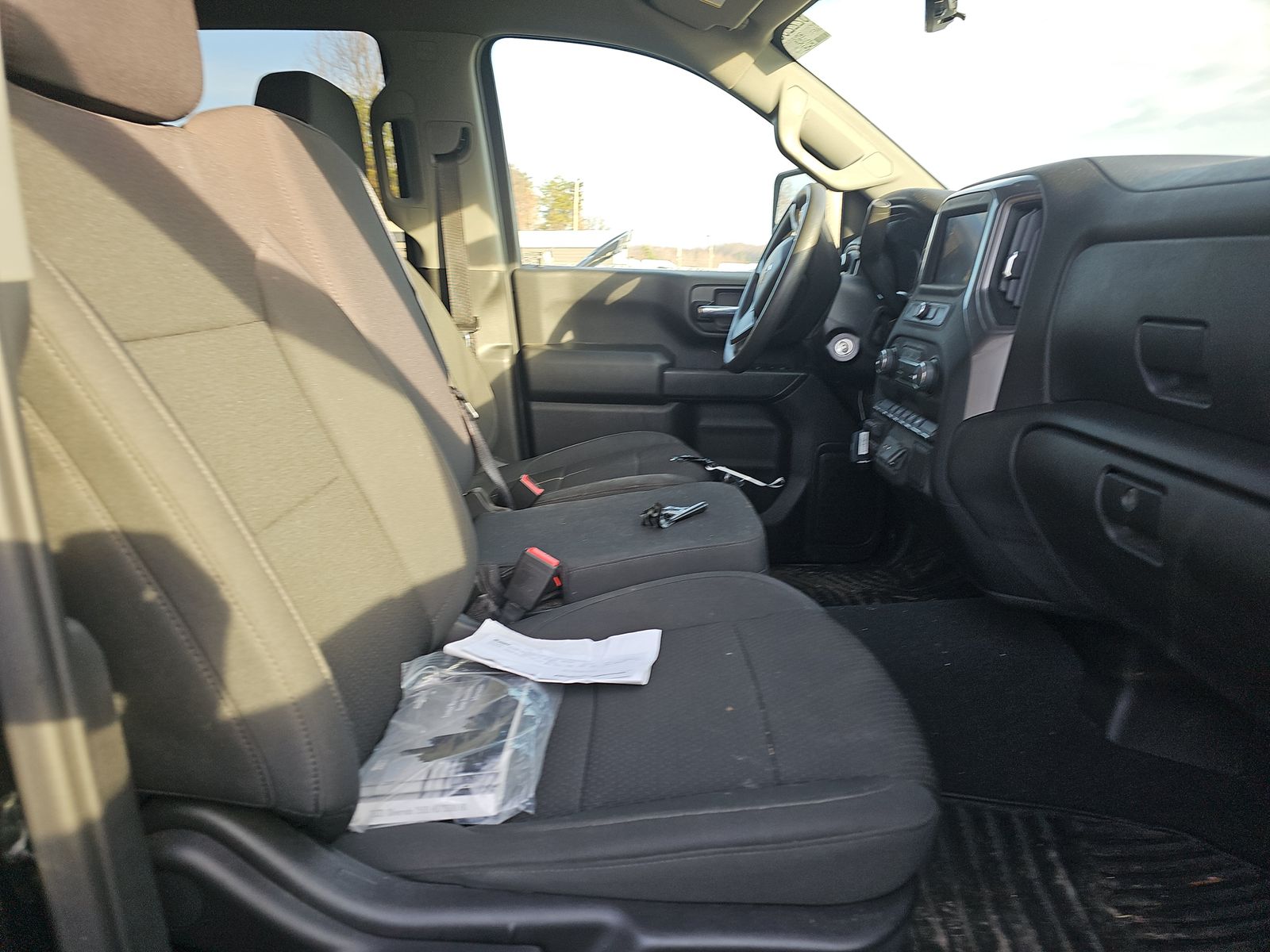 2022 Chevrolet Silverado 2500HD Custom AWD