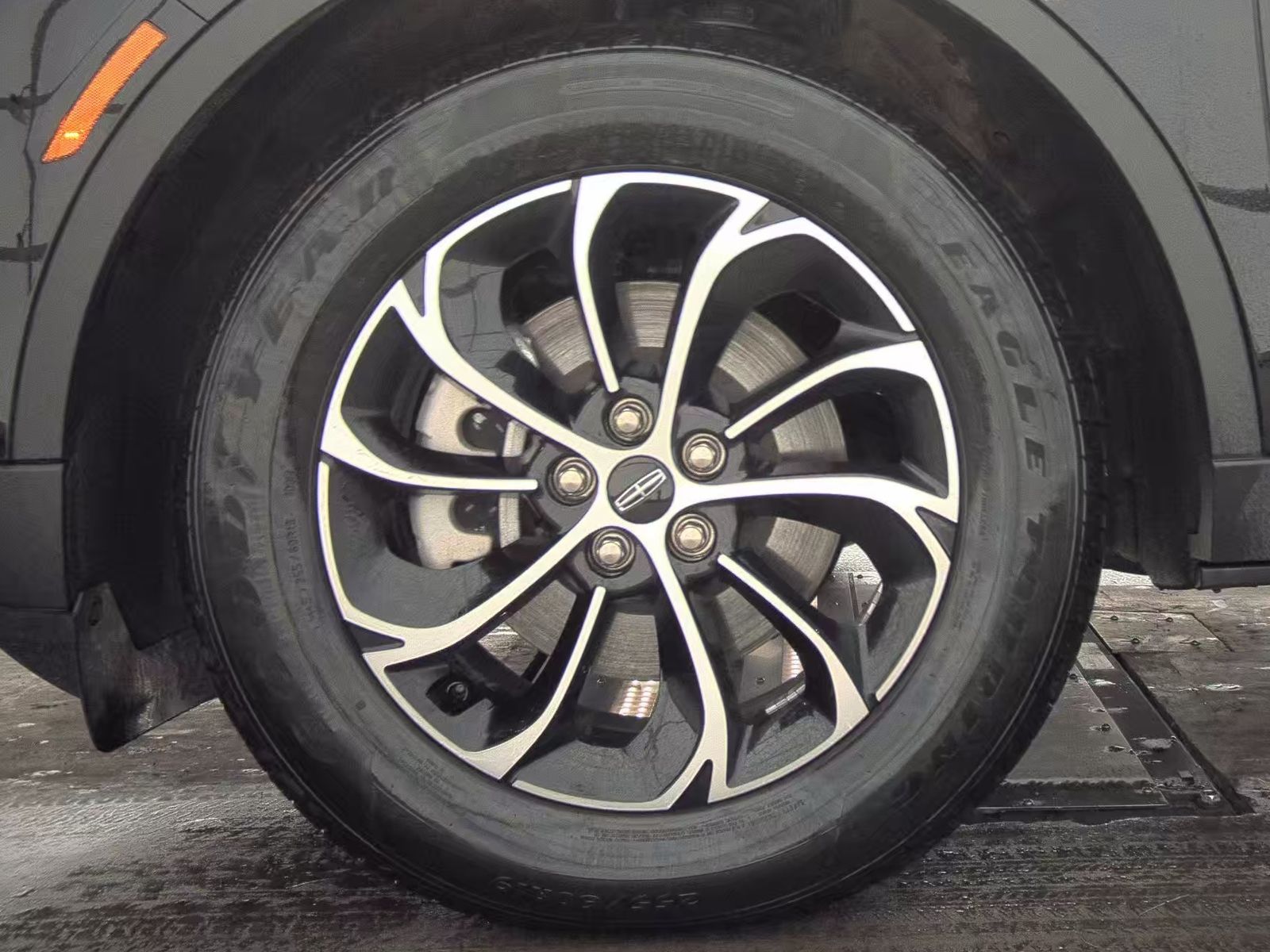 2025 Lincoln Nautilus Premiere AWD