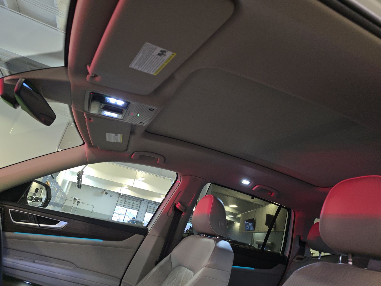 2024 Volkswagen Atlas 2.0T SEL Premium R-Line AWD