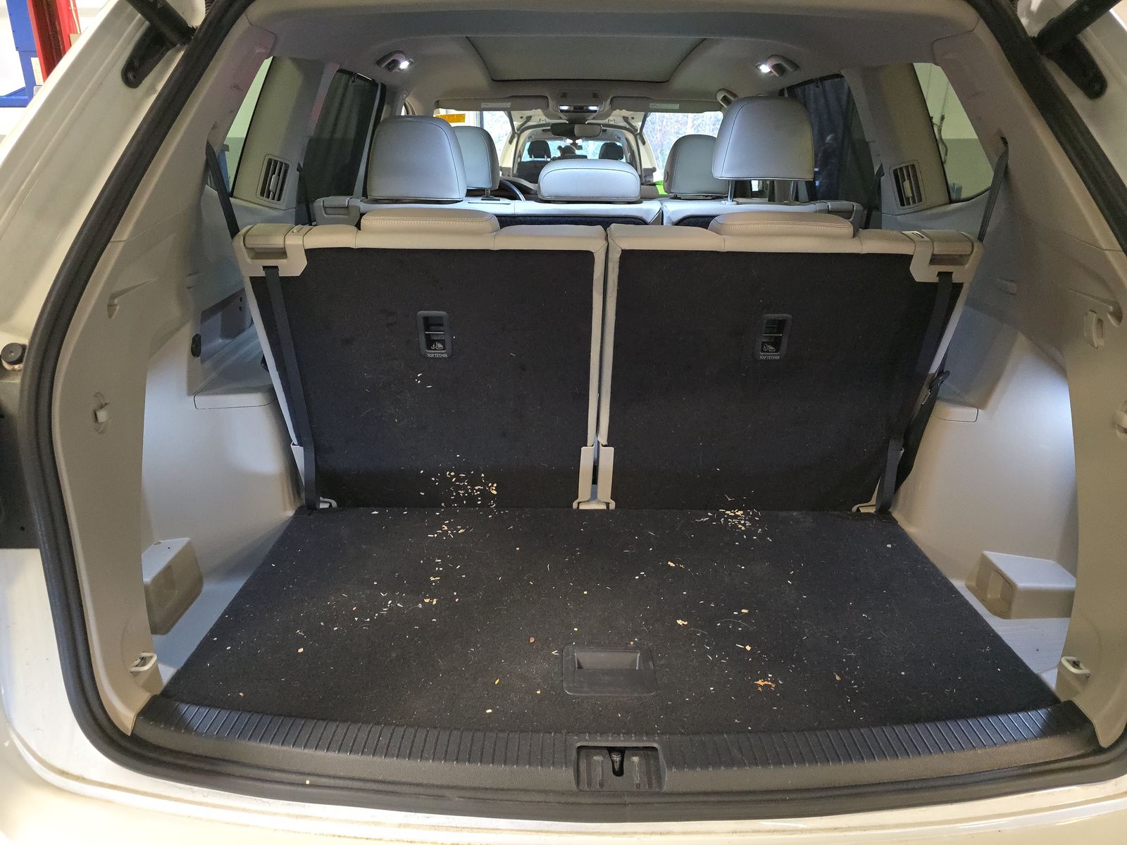 2024 Volkswagen Atlas 2.0T SEL Premium R-Line AWD