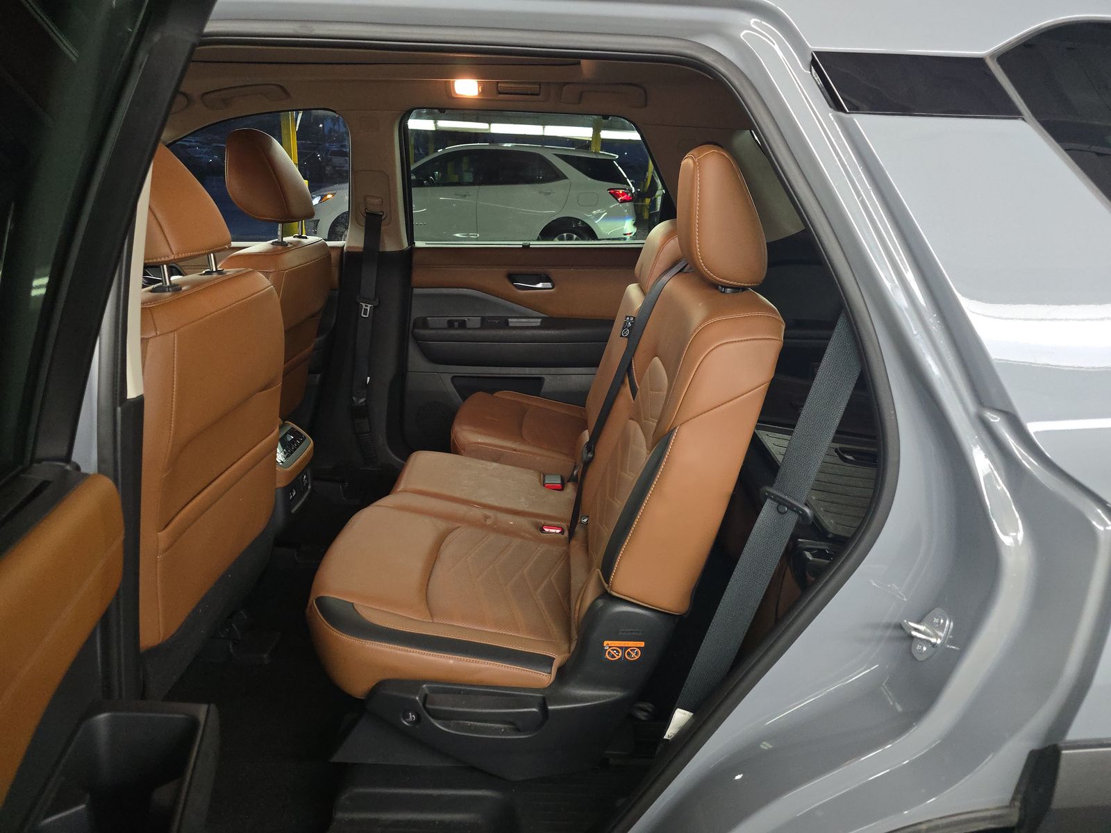 2023 Nissan Pathfinder Platinum AWD