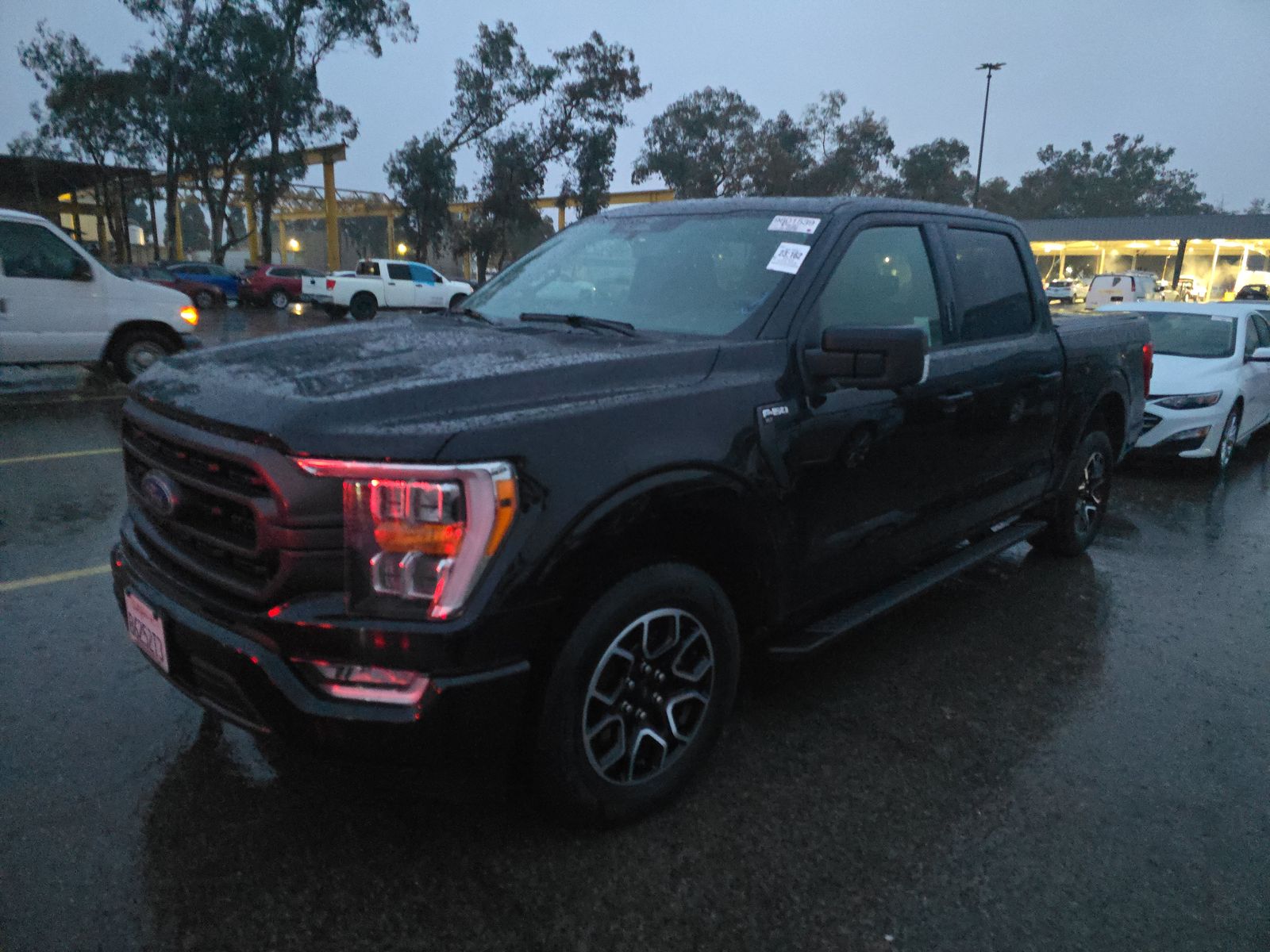 2023 Ford F-150 XLT FWD