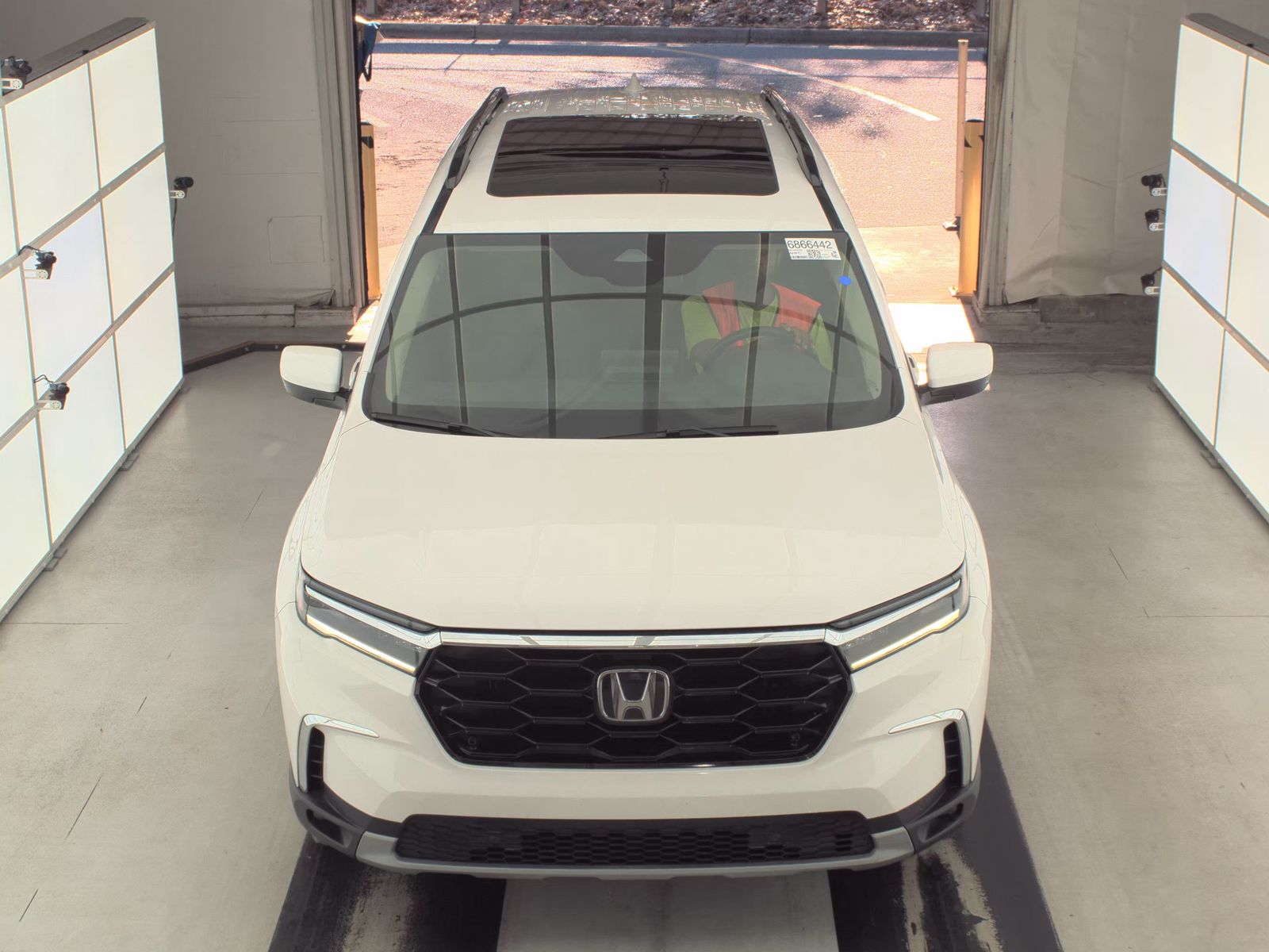 2023 Honda Pilot Touring AWD