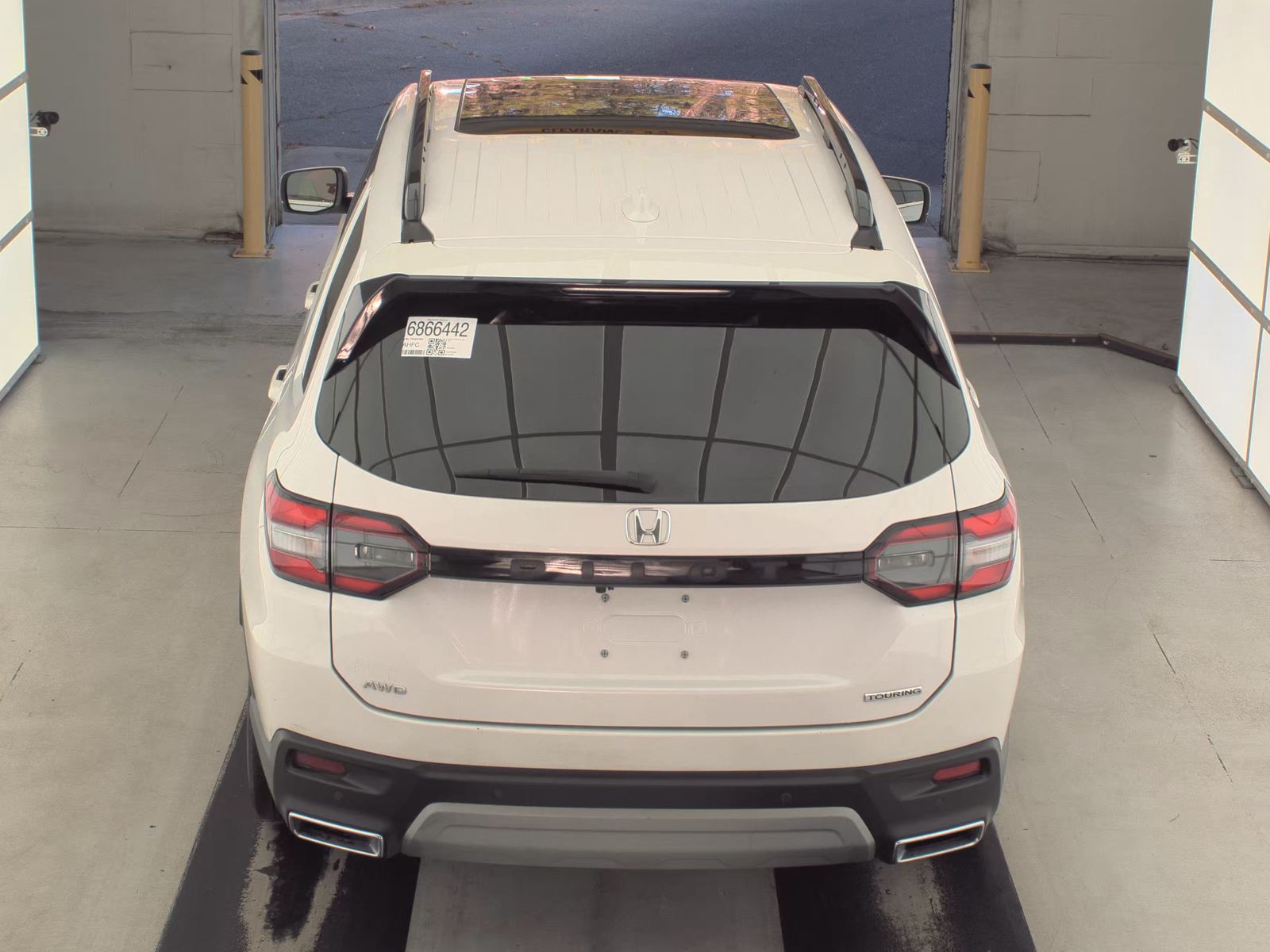 2023 Honda Pilot Touring AWD