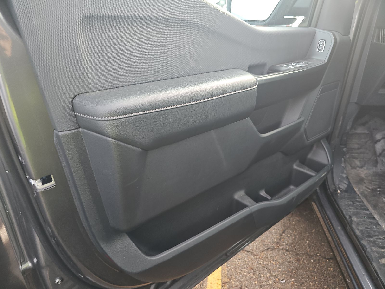 2023 Ford F-150 XL AWD