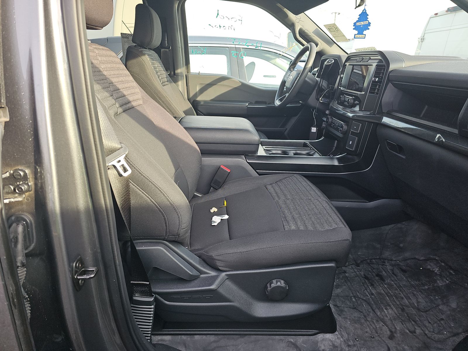 2023 Ford F-150 XL AWD