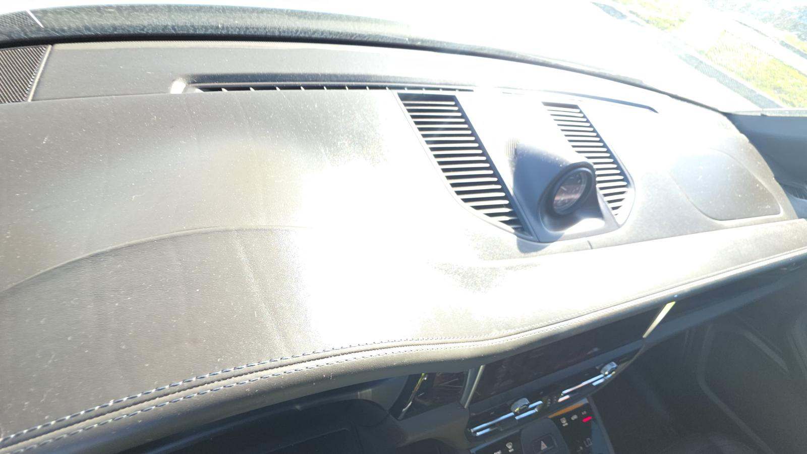 2022 Porsche Macan Base AWD